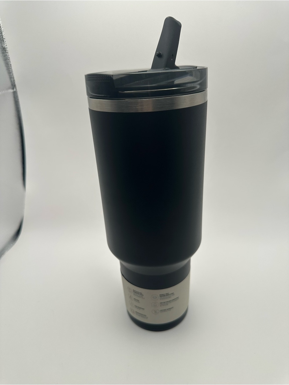 Stanley Matte Black Quencher Tumbler with Clear Lid 40 oz - Picture 5 of 7